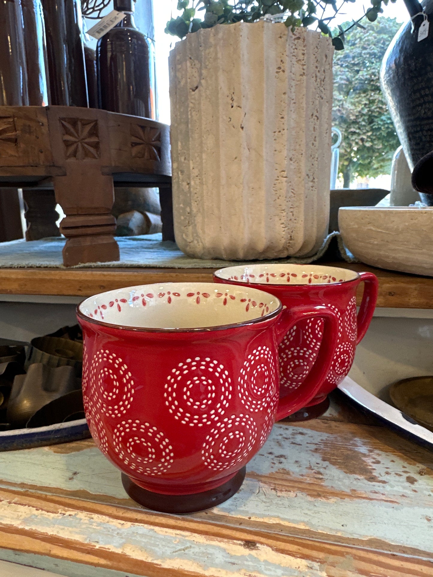 Becher aus Keramik