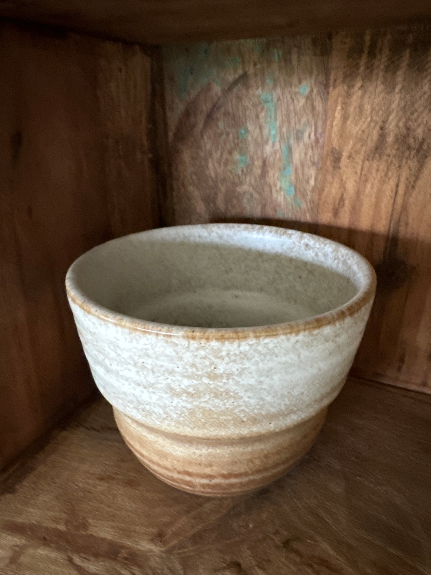 Becher, beige/ braun