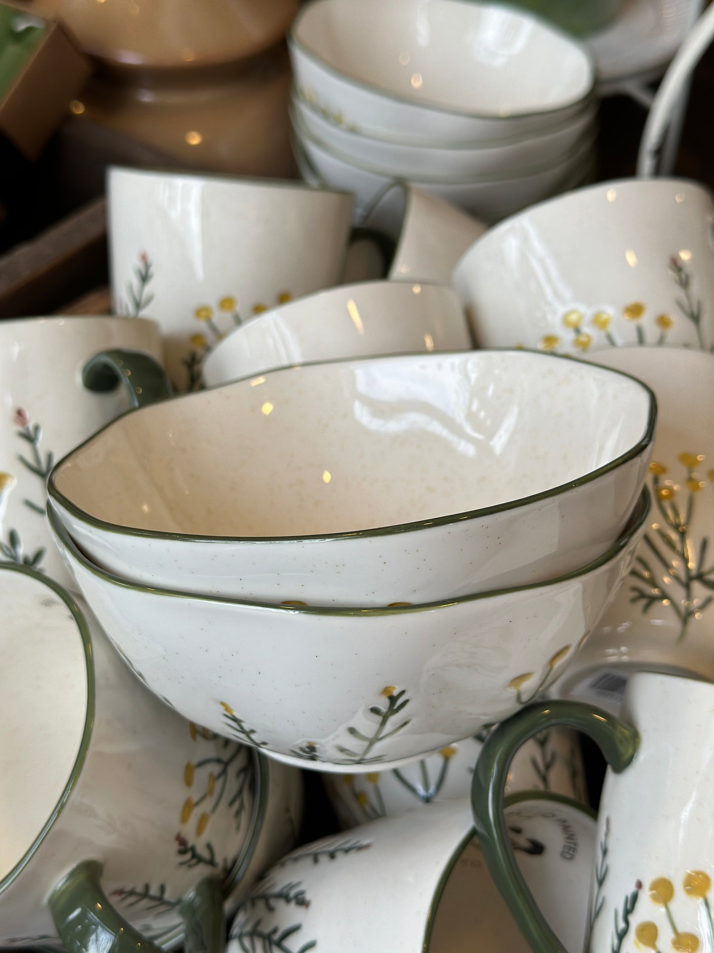 Schale Keramik mit einem floralen Muster