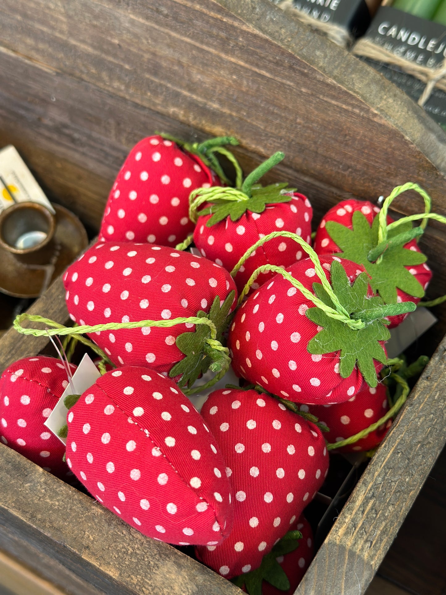 Erdbeere aus Stoff zum hängen