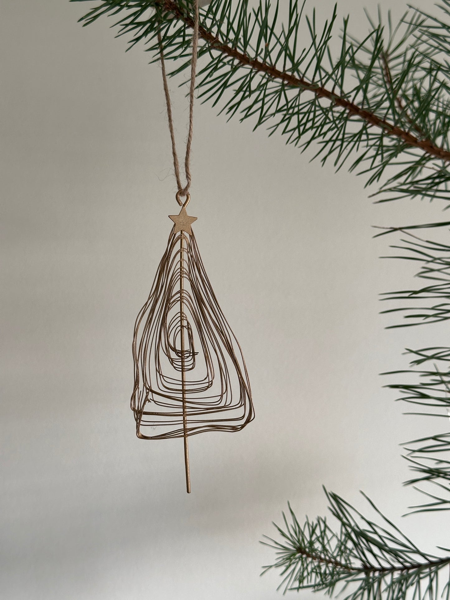 Baum zum hängen, gold