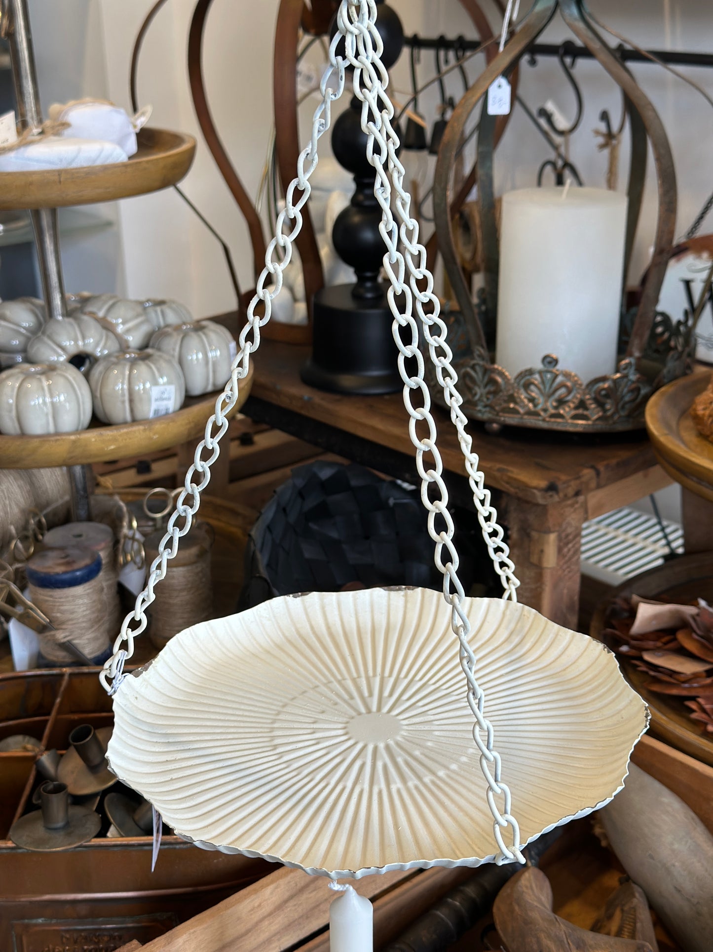 Vogelfutterstelle, Shabby zum hängen. Antique Creme