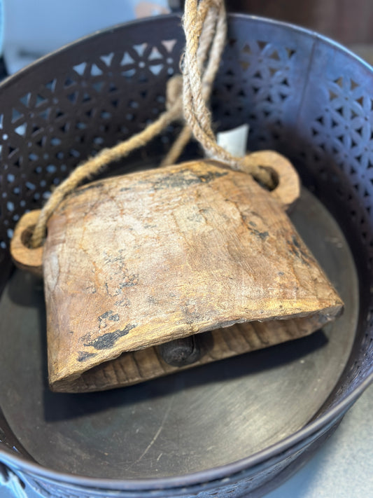Glocke aus Holz