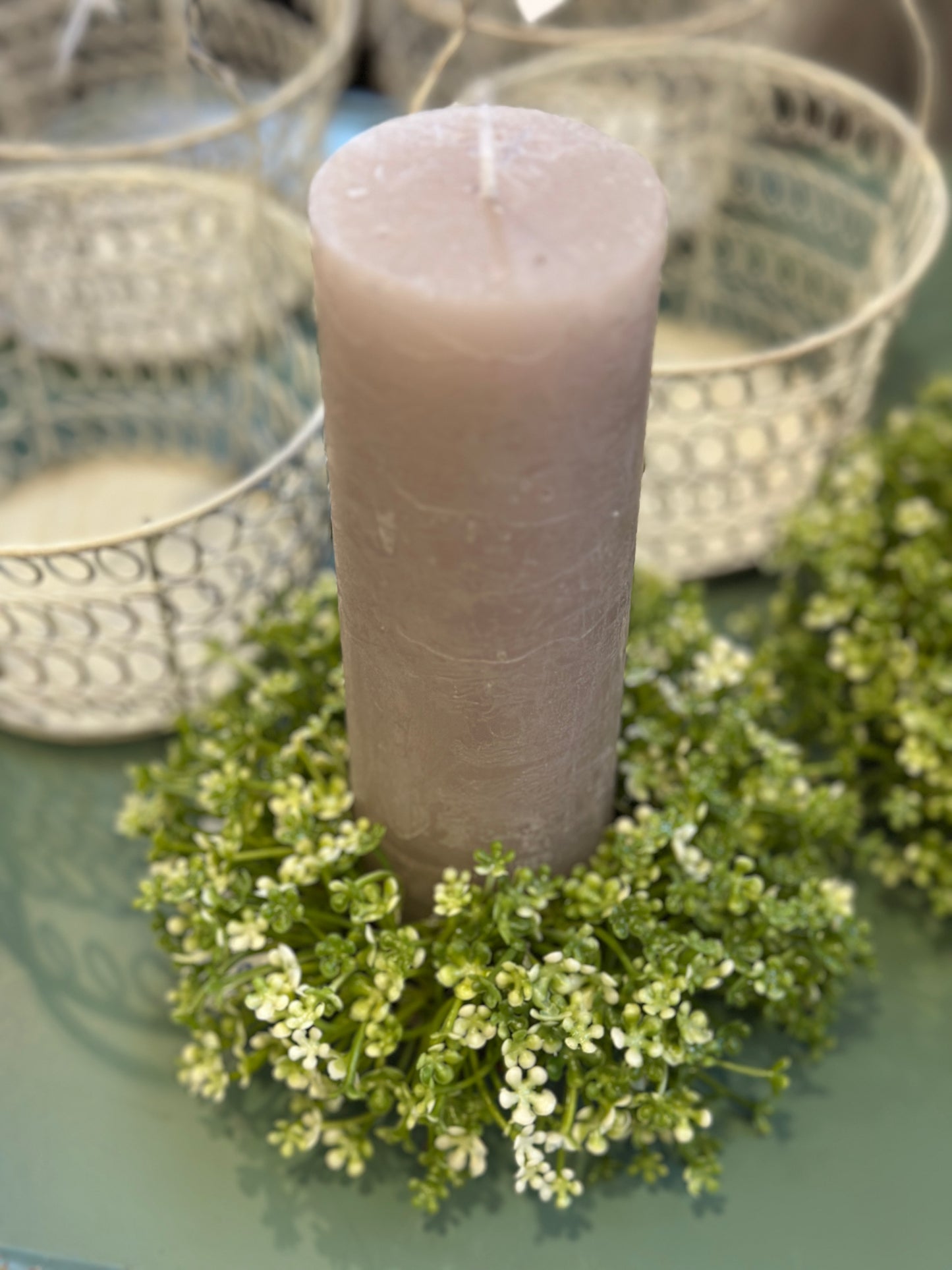 Kränzchen grün-weiß künstlich.