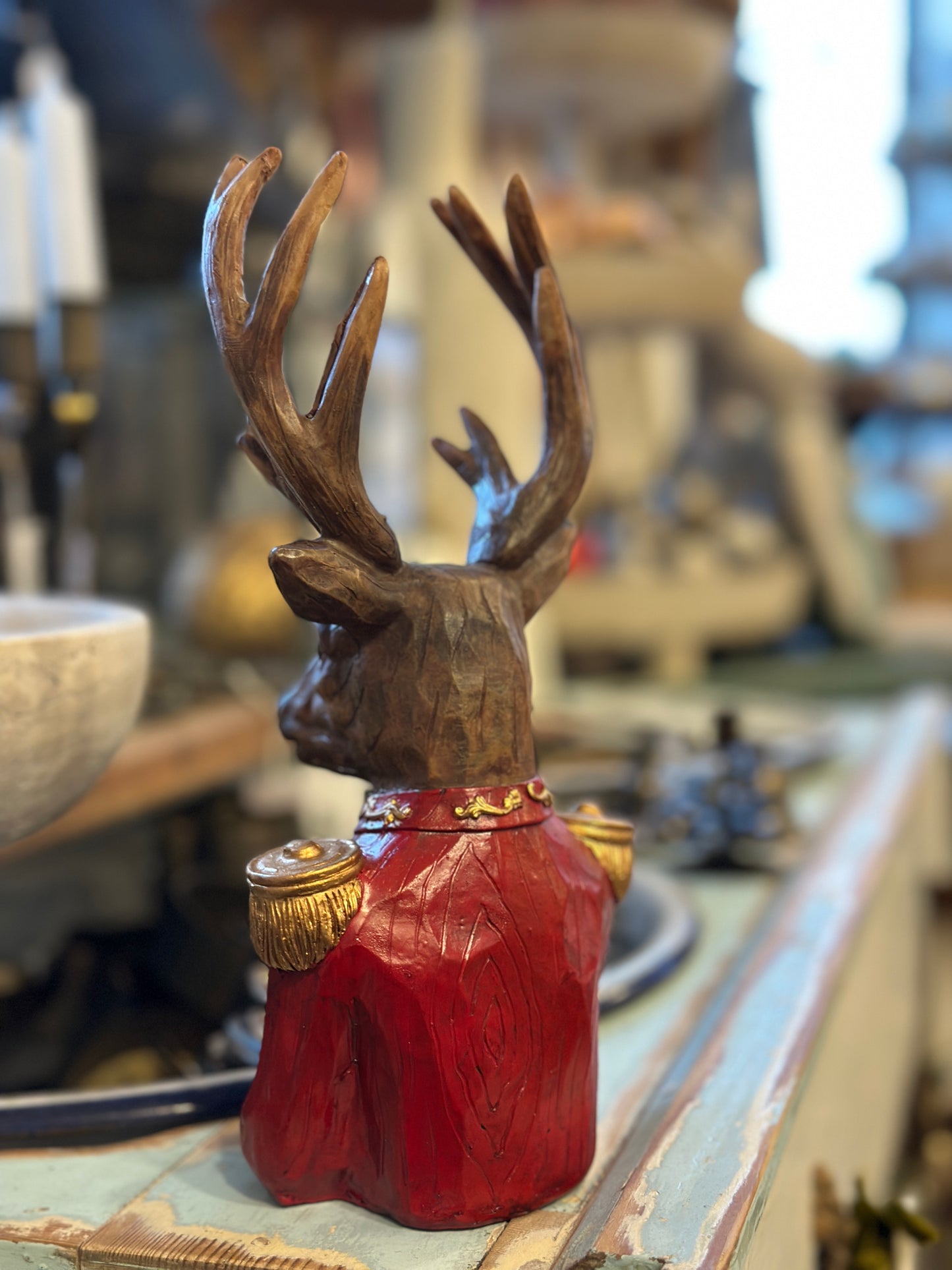 Hirsch aus Polyresin