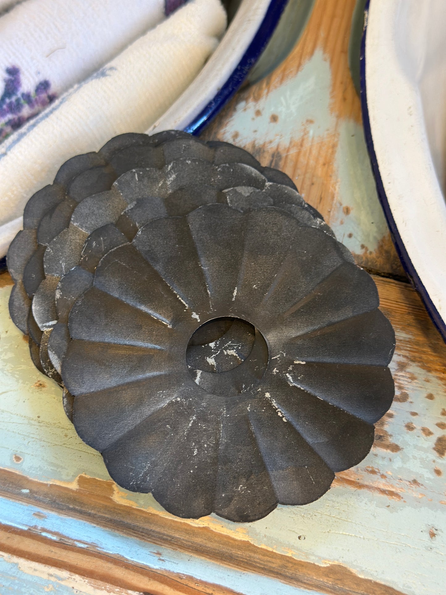Tropfschutz/ Kerzen, aus Metall