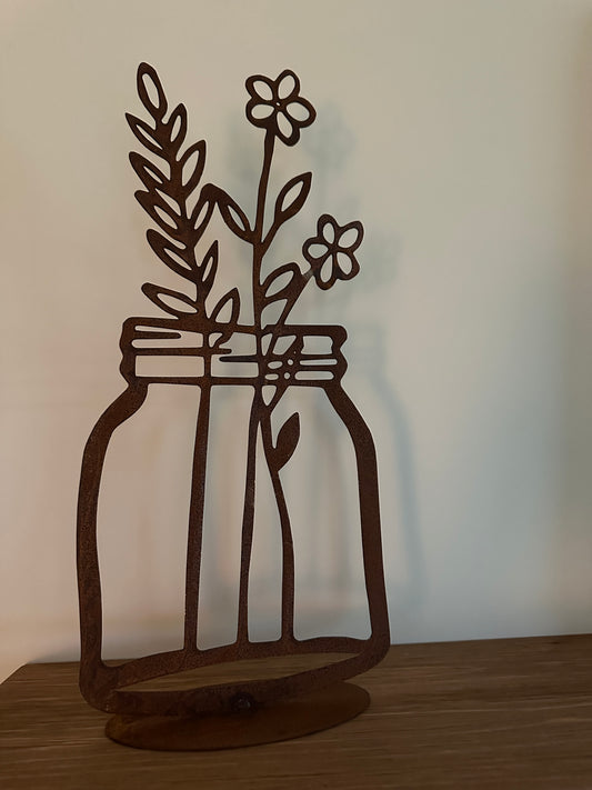 Blumen- Vase, aus Edelrost H: 40cm.