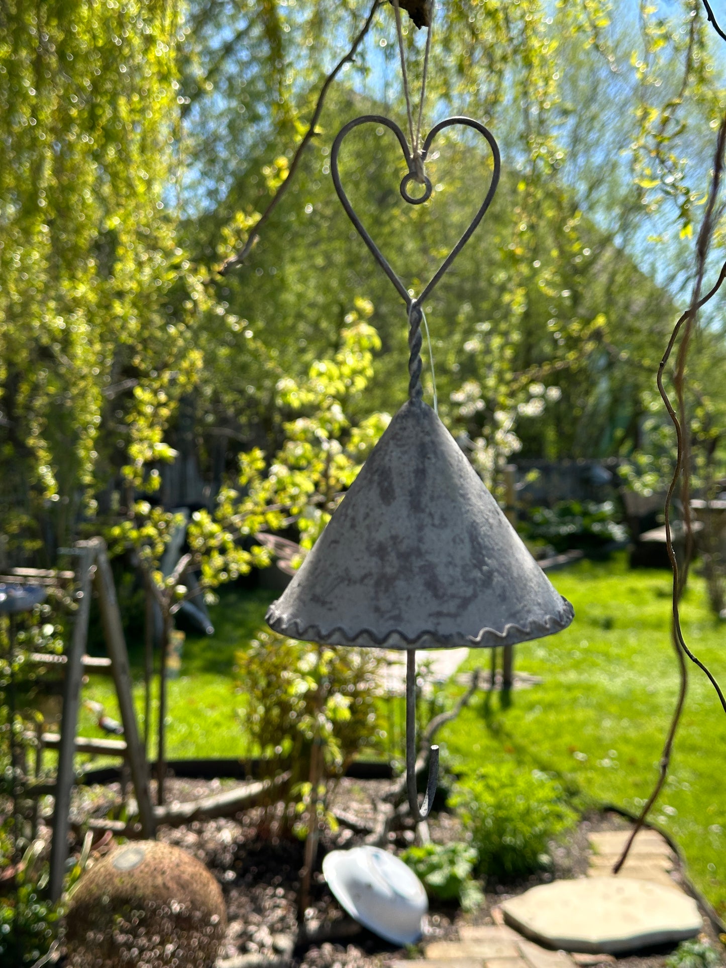Vogelfutterhalter/ grau