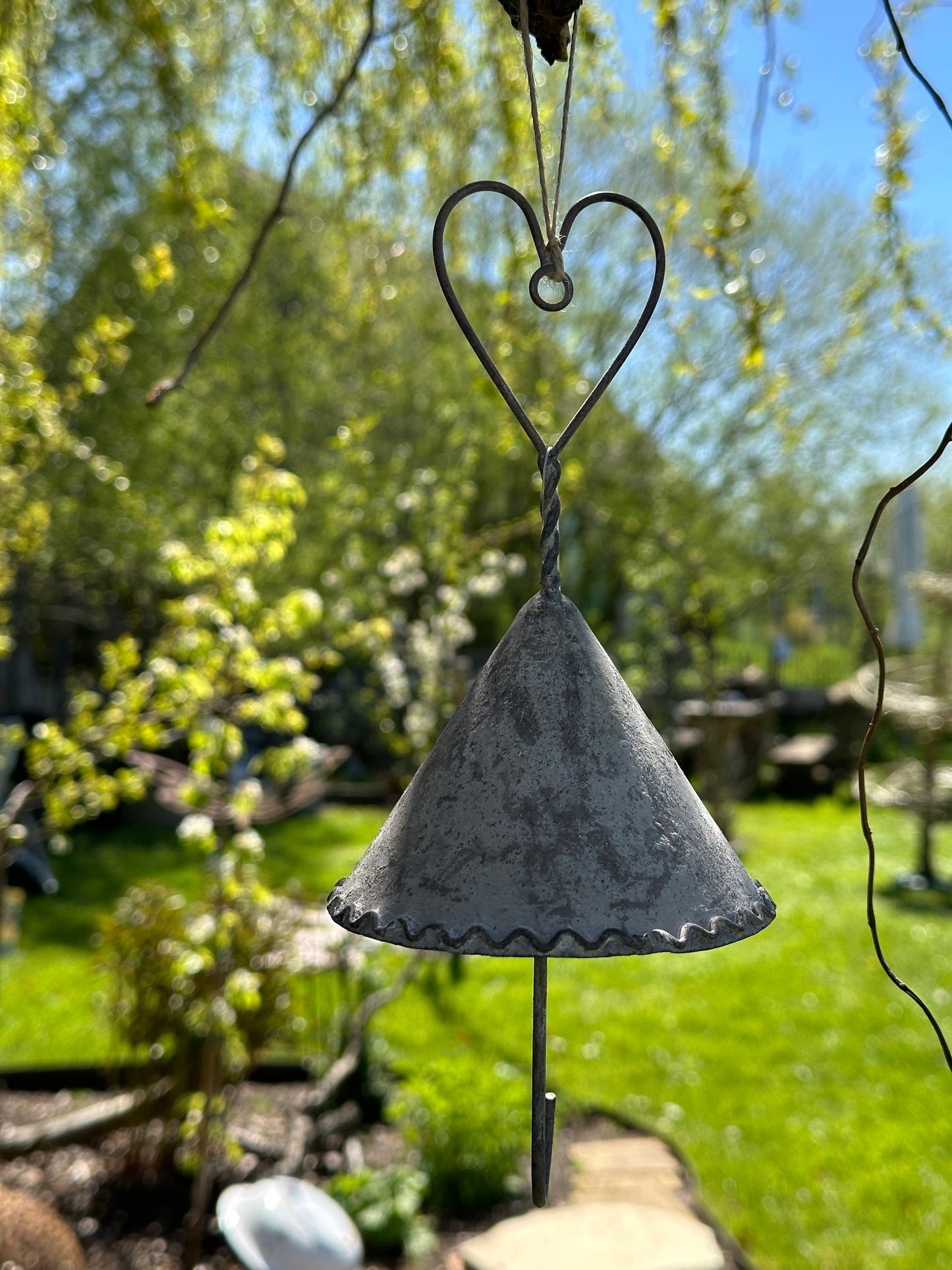 Vogelfutterhalter/ grau