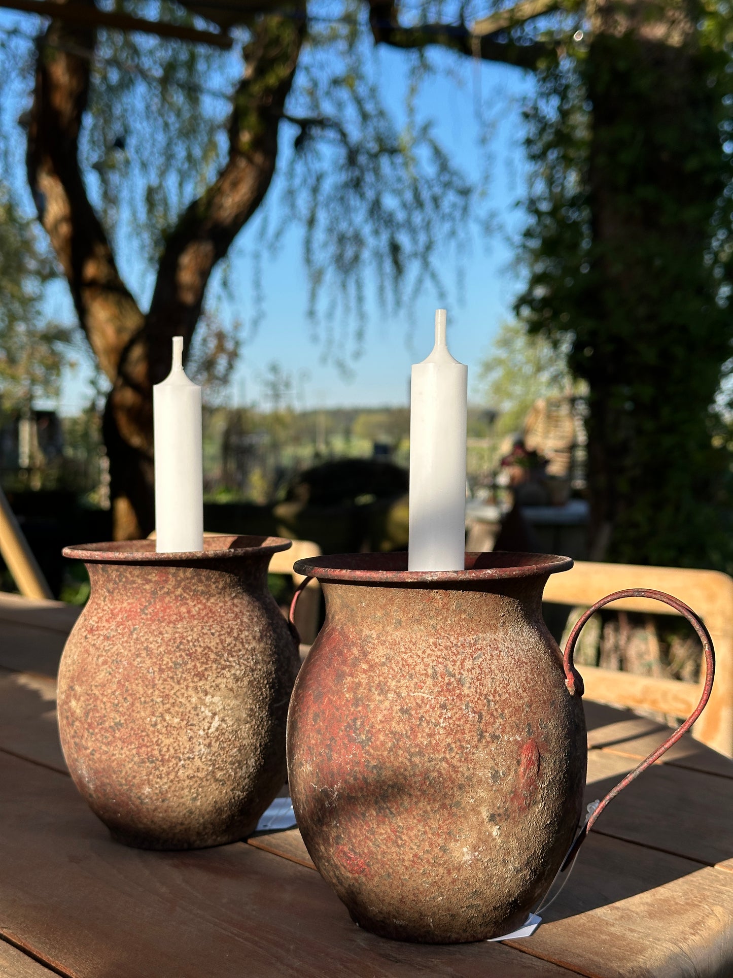 Kerzenhalter/ Krug aus Metall/ Rost