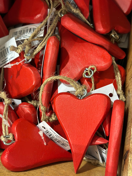 Herz aus Holz, rot