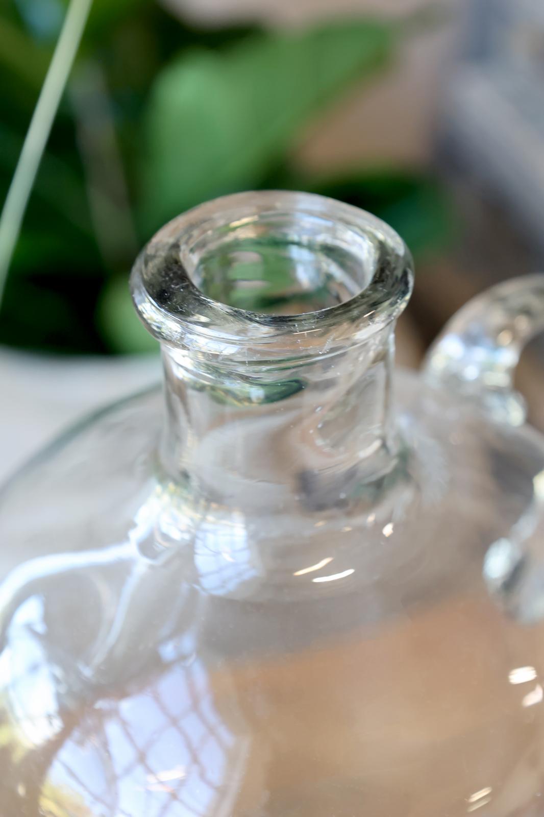 Flasche mit Messanzeige, durchsichtig/ klar H: 38cm. D: 18cm.
